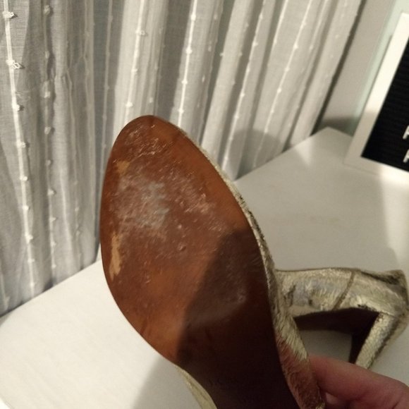 J. Crew Crackled Gold Leather Heels - Picture 5 of 9